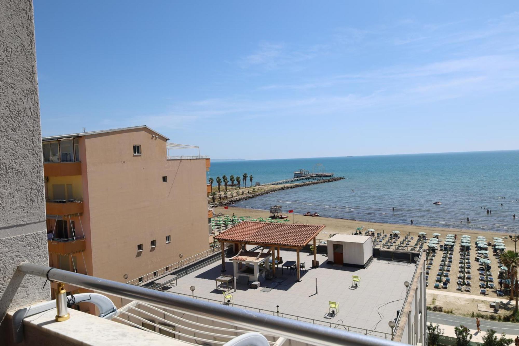 Seaside Apartment Best Durrës Extérieur photo